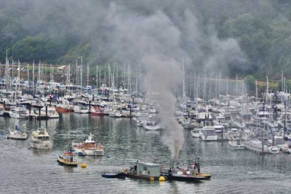 26 July 2023 - 08:30:05
At this stage it was looking (to us onlookers) as though things were pretty serious.
--------------------
Dartmouth Lower Ferry smoke